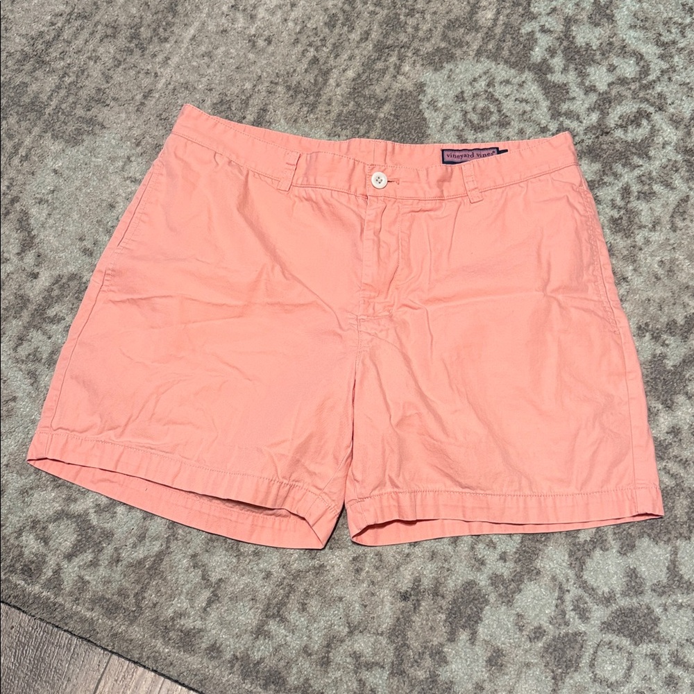 Men’s Vineyard vine coral shorts